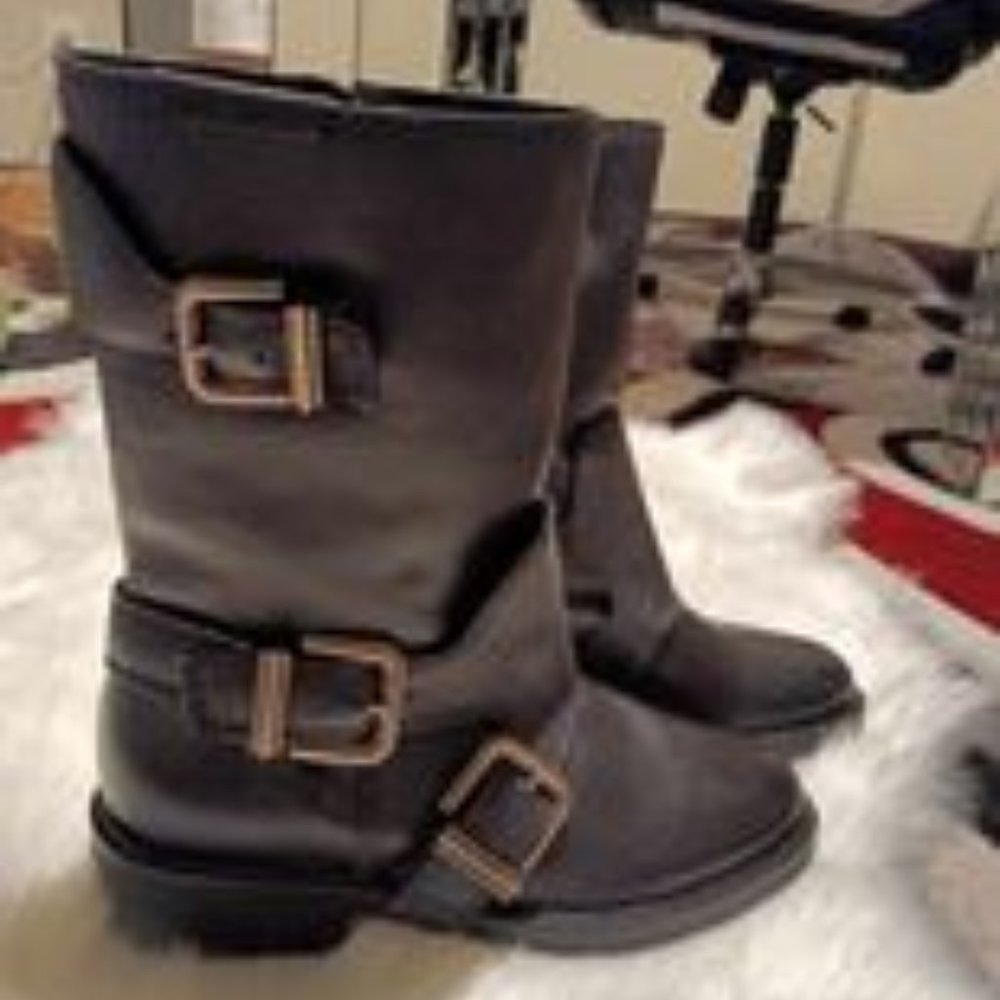 Vince Camuto (Alicenta Bootie) - Picture 4 of 6